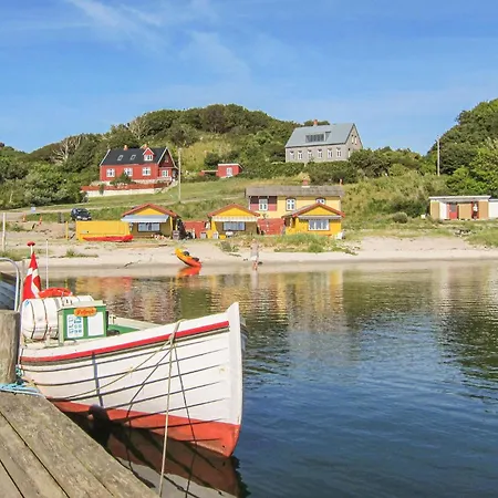 2 Bedroom Stunning In Dom wakacyjny Allinge-Sandvig