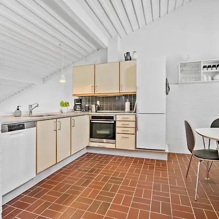 2 Bedroom Stunning In