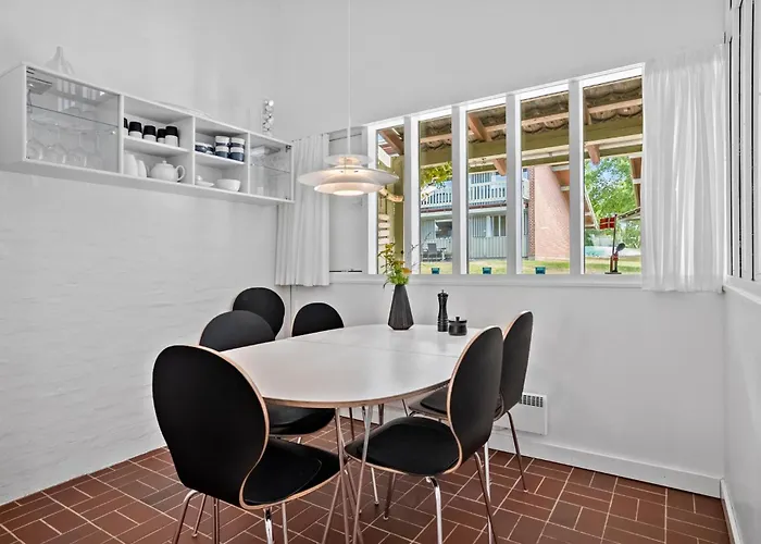 2 Bedroom Stunning In Feriehus *