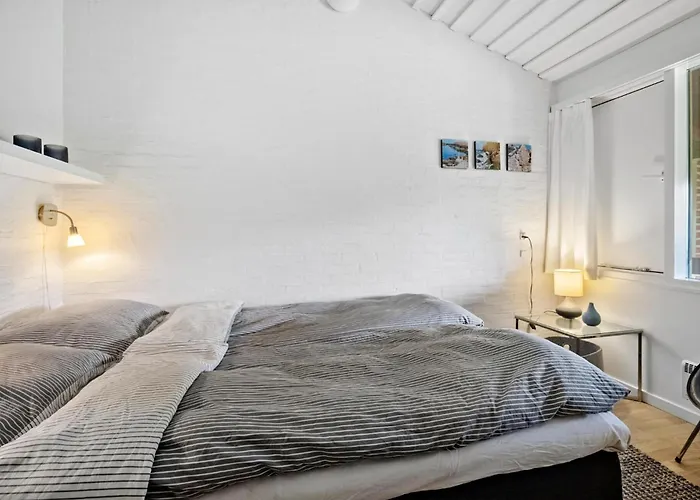 2 Bedroom Stunning In Feriehus *