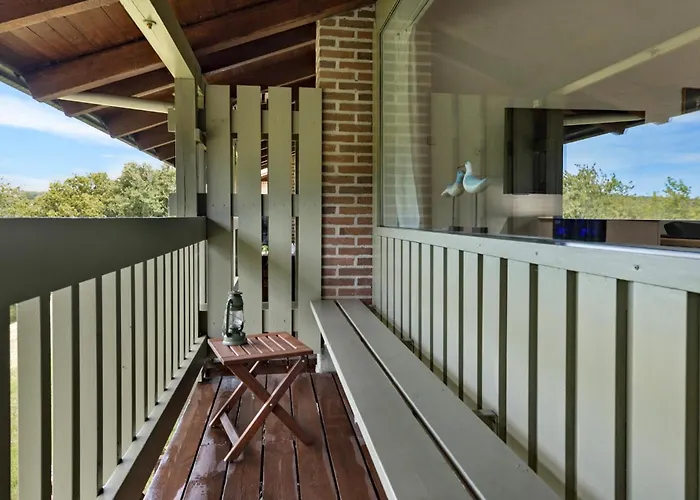 2 Bedroom Stunning In